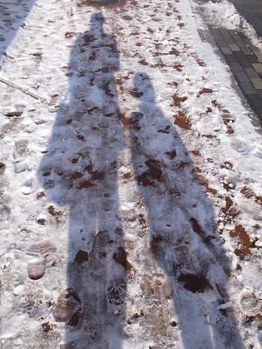 雪道を歩く
