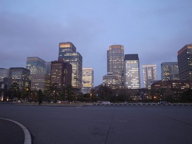 皇居外苑を歩く