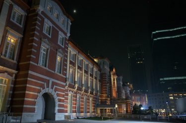 深夜の東京駅